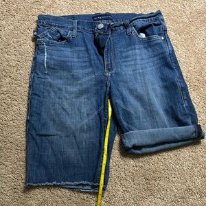Rock & Republic Jean shorts size 16